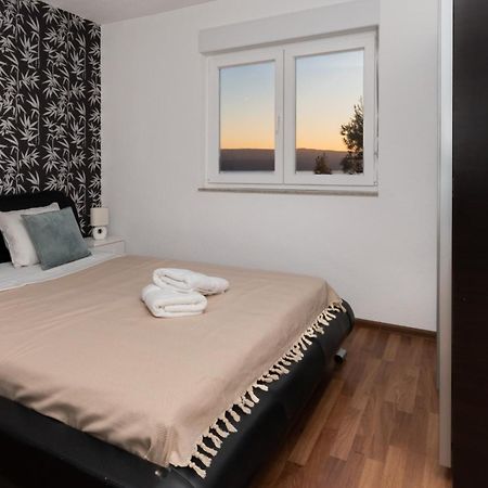 Sunny Hill Apartments With Rooftop Pool Celina Exteriér fotografie
