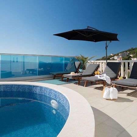 Sunny Hill Apartments With Rooftop Pool Celina Exteriér fotografie