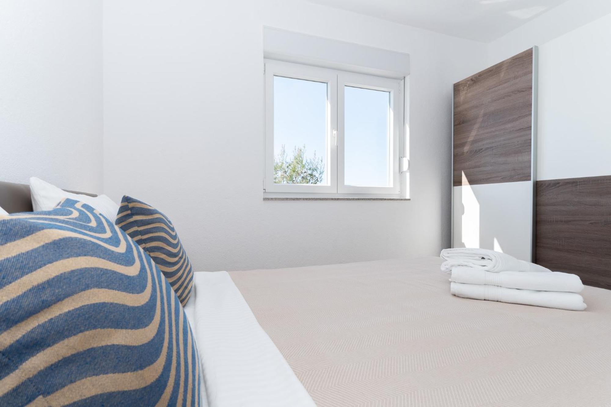 Sunny Hill Apartments With Rooftop Pool Celina Exteriér fotografie