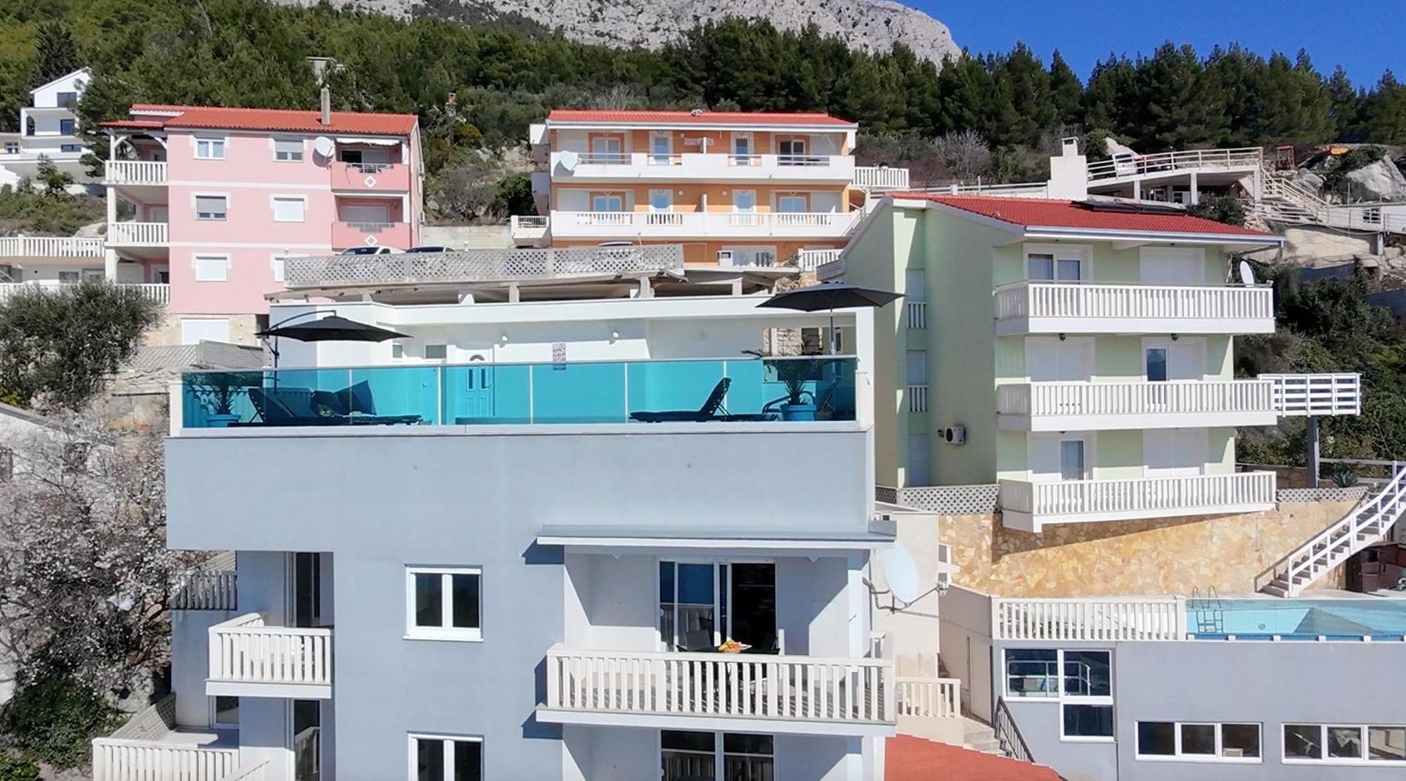 Sunny Hill Apartments With Rooftop Pool Celina Exteriér fotografie